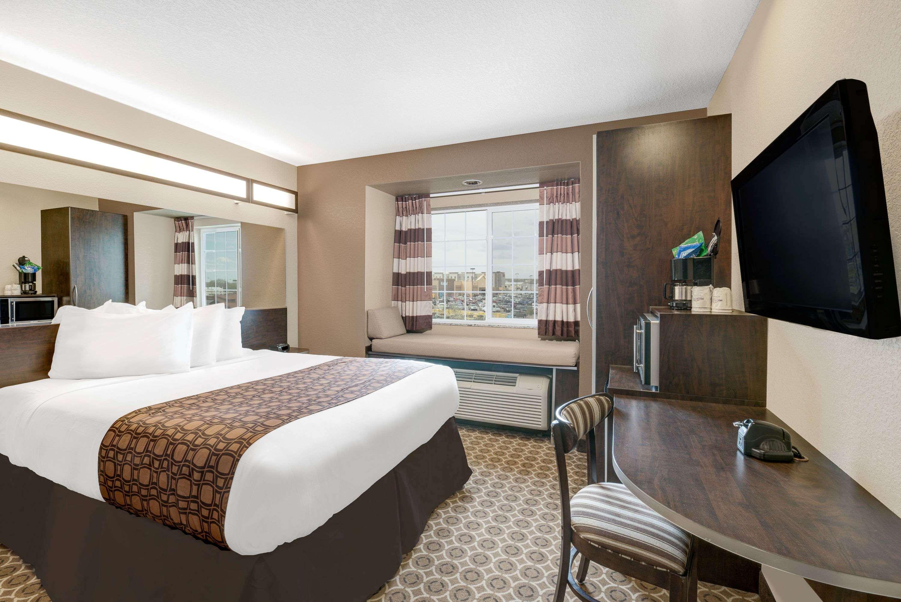 Microtel Inn & Suites By Wyndham Williston Exterior photo